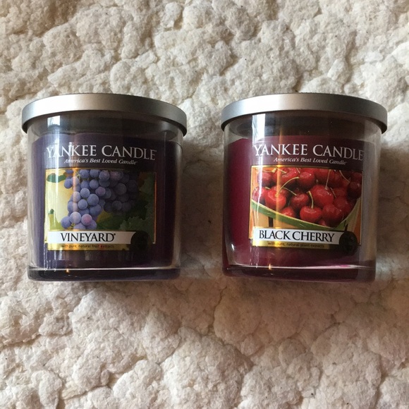 Accents Yankee Candle Grape Cherry 7oz Candles Poshmark